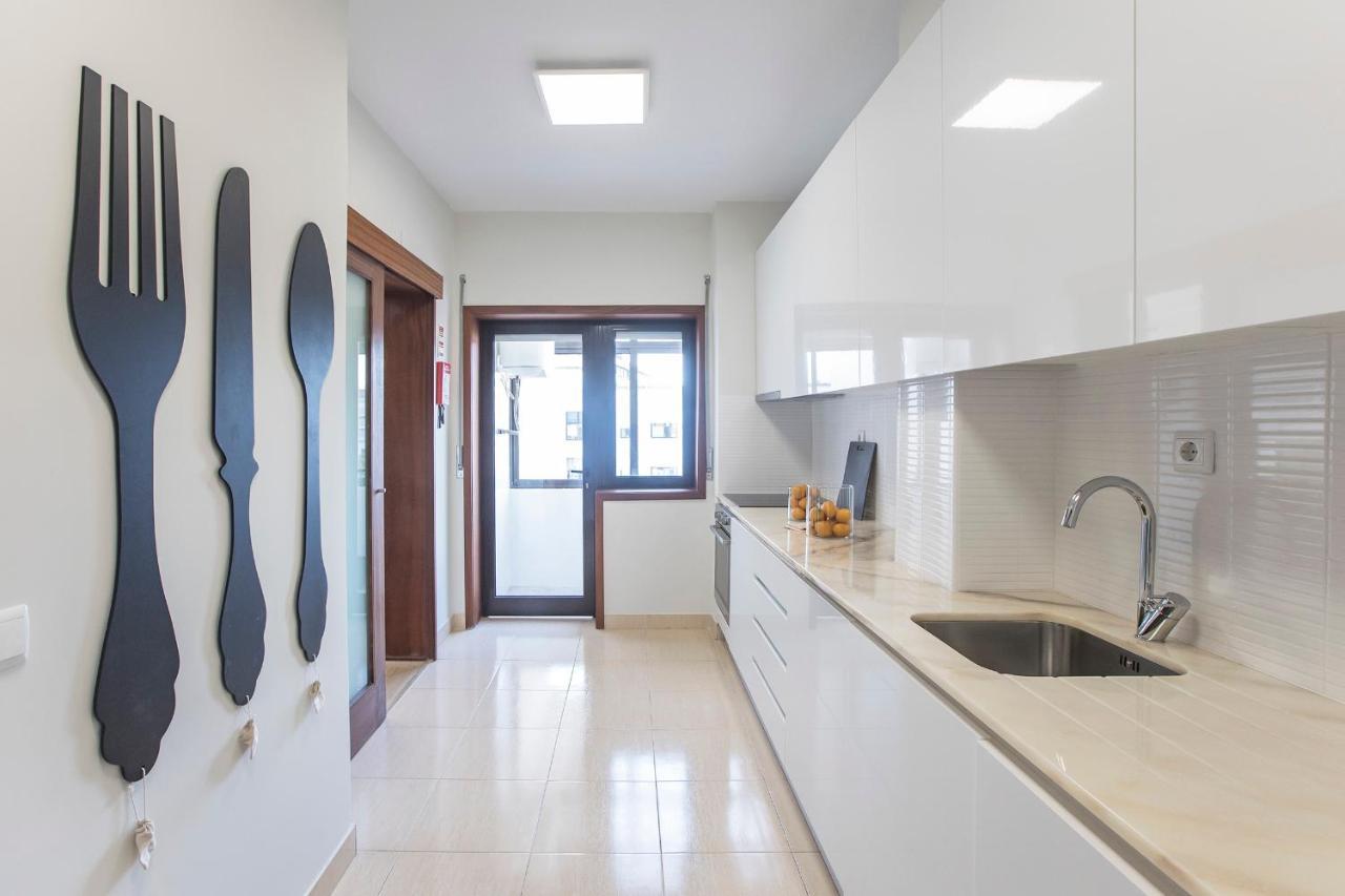 2Br Flat In Bonfim W/ Ac & Balcony By Lovelystay 포르투 외부 사진