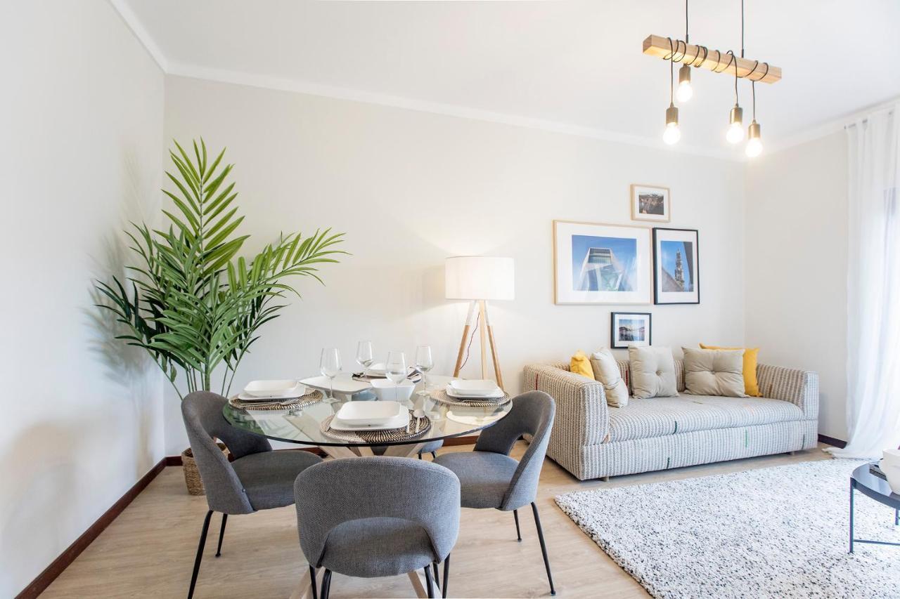 2Br Flat In Bonfim W/ Ac & Balcony By Lovelystay 포르투 외부 사진